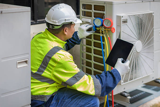 Professional Air Conditioning Repair technician working in Florahome, FL